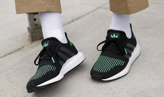 Adidas Originals vừa mới loại bỏ một huấn luyện viên mới đánh đòn thương hiệu