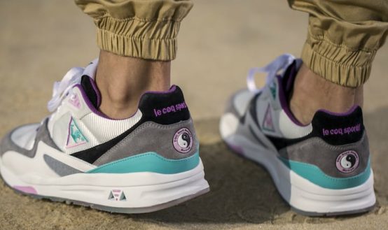 Các huấn luyện viên Le Coq Sportif thơm mùi dừa đã sẵn sàng để lướt ván