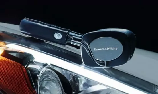 Bowers & Wilkins x Maserati