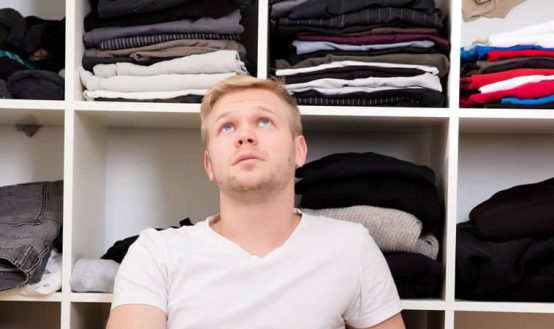 Cách xếp tủ quần áo mùa hè của bạn